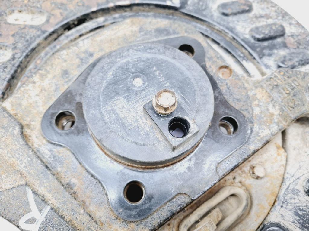 Щит опорный задний правый, 3500 рублей, Пермь