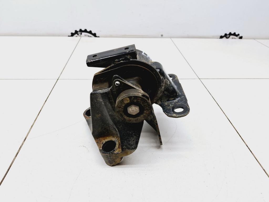 Опора КПП левая, 3000 рублей, Пермь