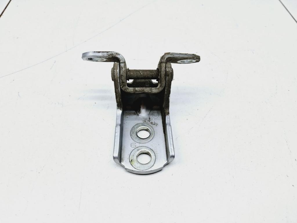 Петля двери задней левой нижняя, 500 рублей, Пермь