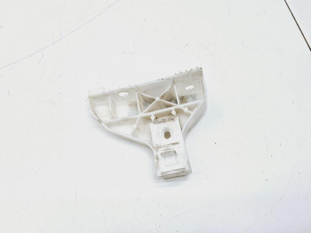 Кронштейн заднего бампера правый, 500 рублей, Пермь