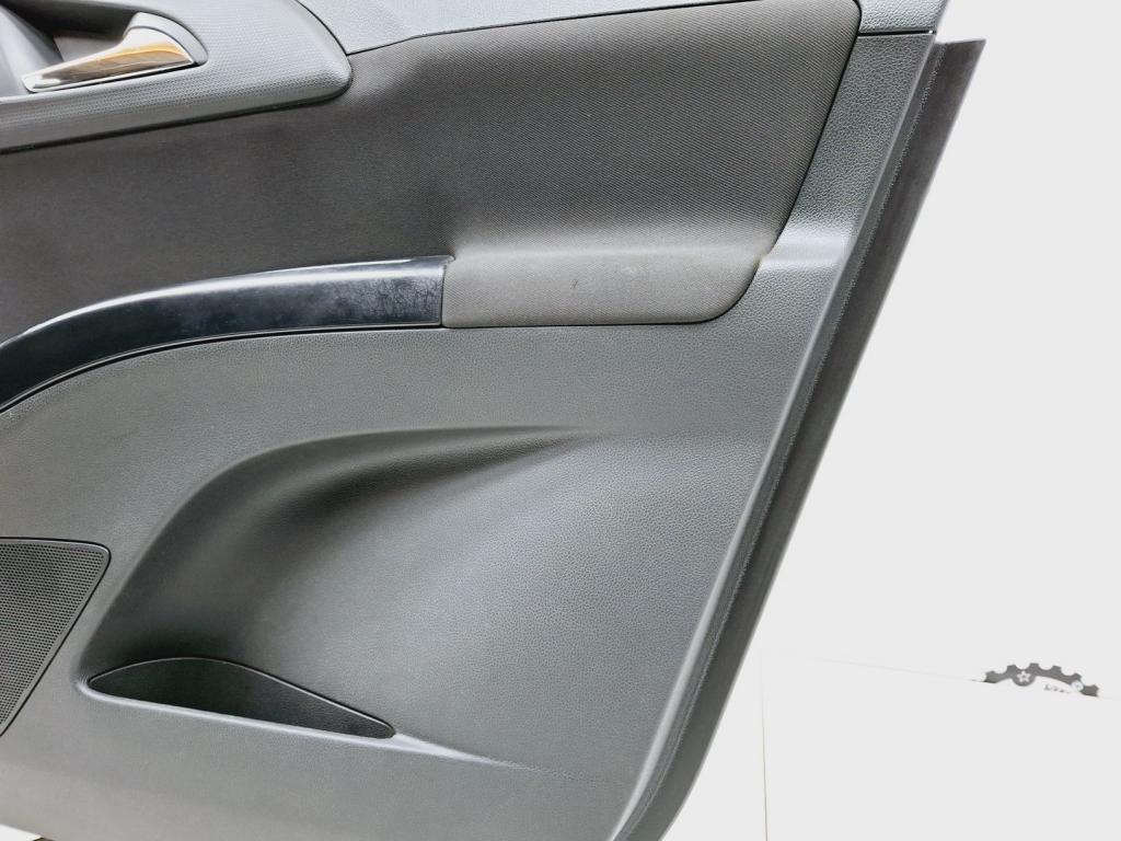 Обшивка двери передней правой, 2000 рублей, Пермь