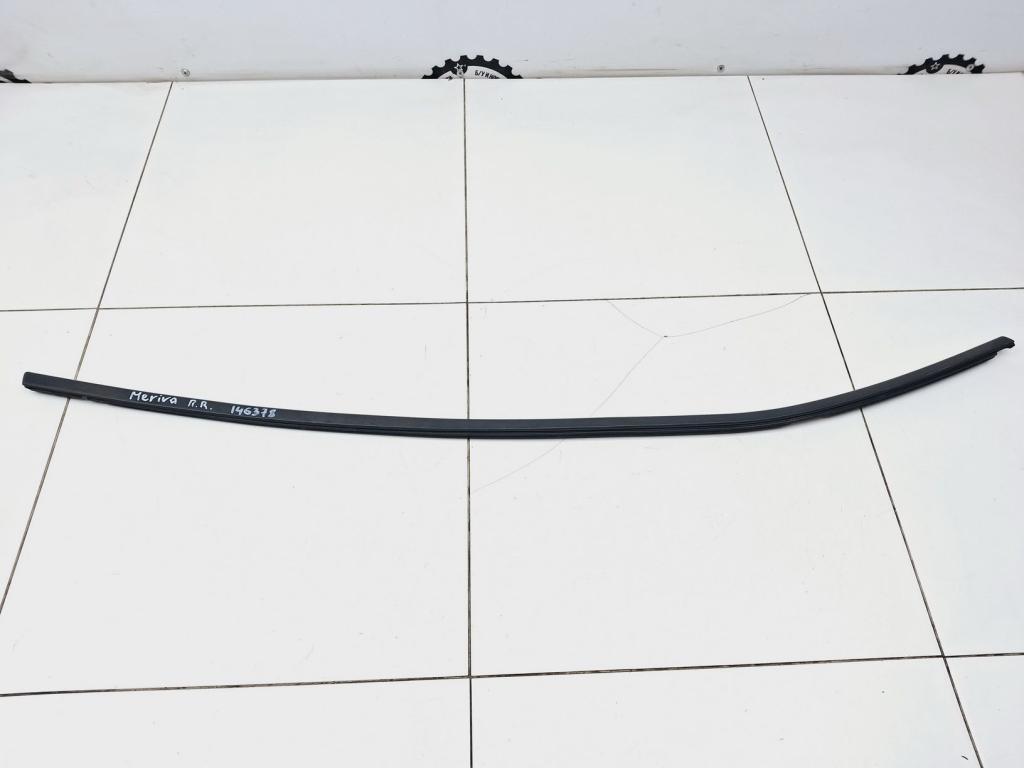 Накладка стекла переднего правого, 1000 рублей, Пермь