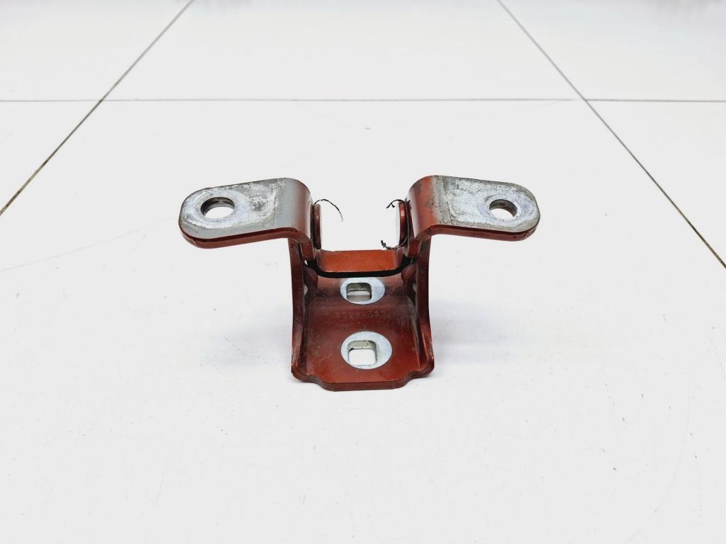 Петля двери передней правой нижняя, 2000 рублей, Пермь