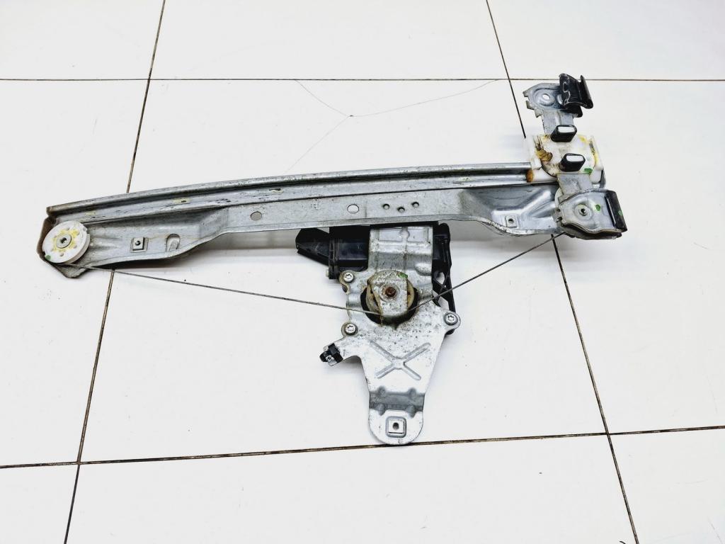 Стеклоподъемник задний правый, 2000 рублей, Пермь