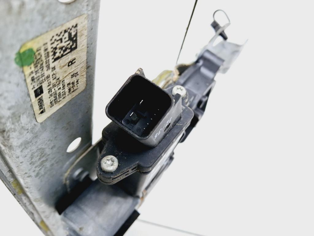 Стеклоподъемник задний правый, 2000 рублей, Пермь