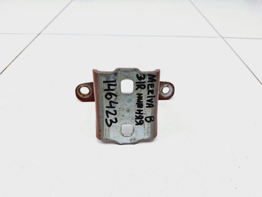 Петля двери задней правой нижняя, 1000 рублей, Пермь