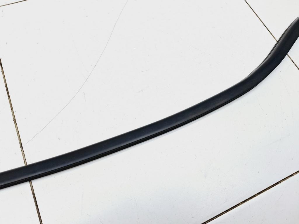 Накладка стекла заднего правого, 2500 рублей, Пермь