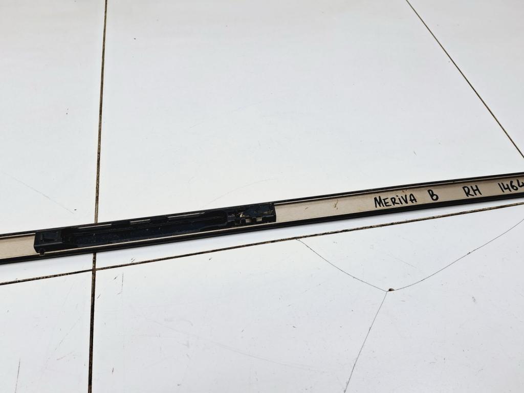 Молдинг крыши правый, 2000 рублей, Пермь