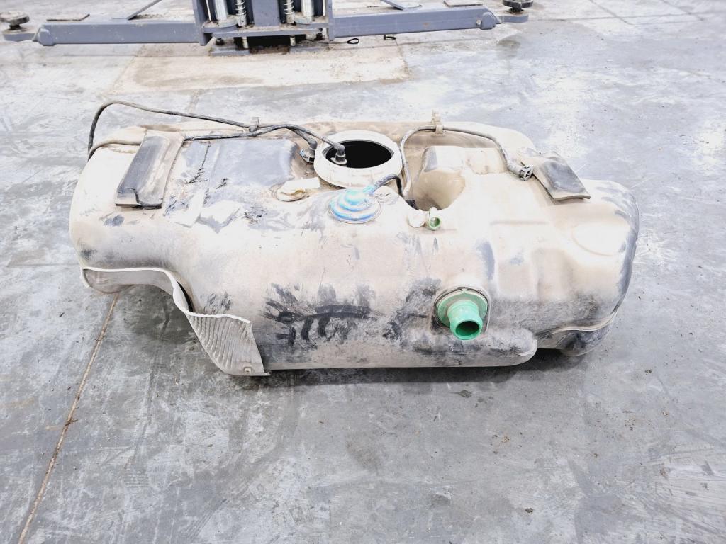 Бак топливный, 4000 рублей, Пермь