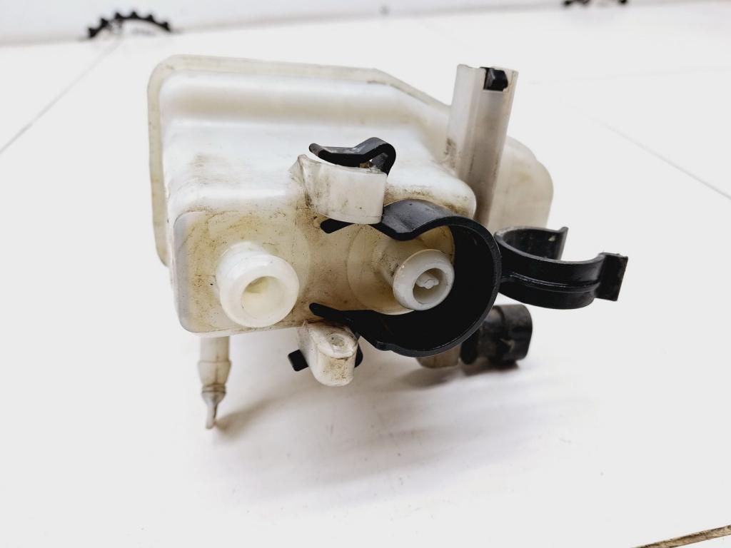 Бачок главного тормозного цилиндра, 1000 рублей, Пермь