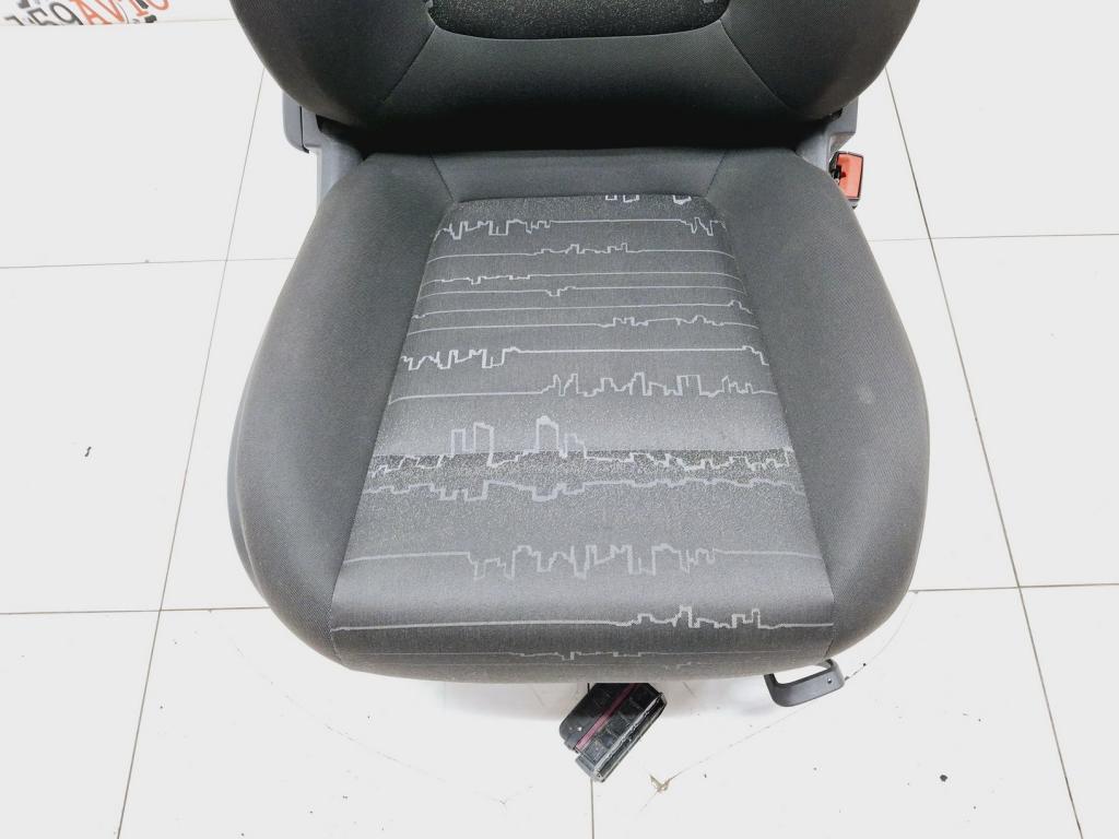 Сиденье переднее правое, 8000 рублей, Пермь