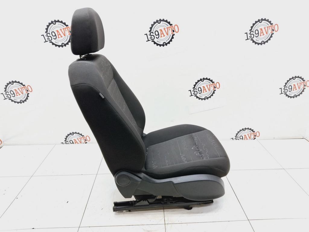 Сиденье переднее правое, 8000 рублей, Пермь