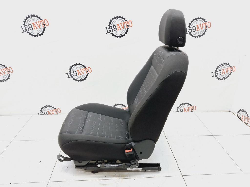 Сиденье переднее правое, 8000 рублей, Пермь