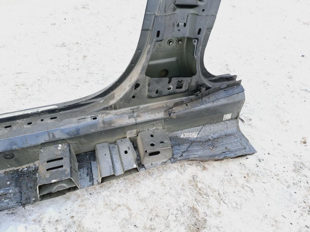 Порог со стойкой правый, 9000 рублей, Пермь