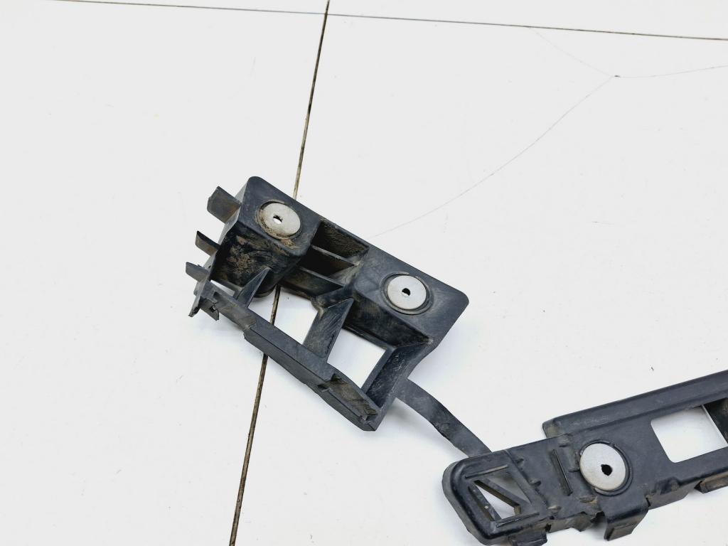 Кронштейн заднего бампера правый, 2000 рублей, Пермь