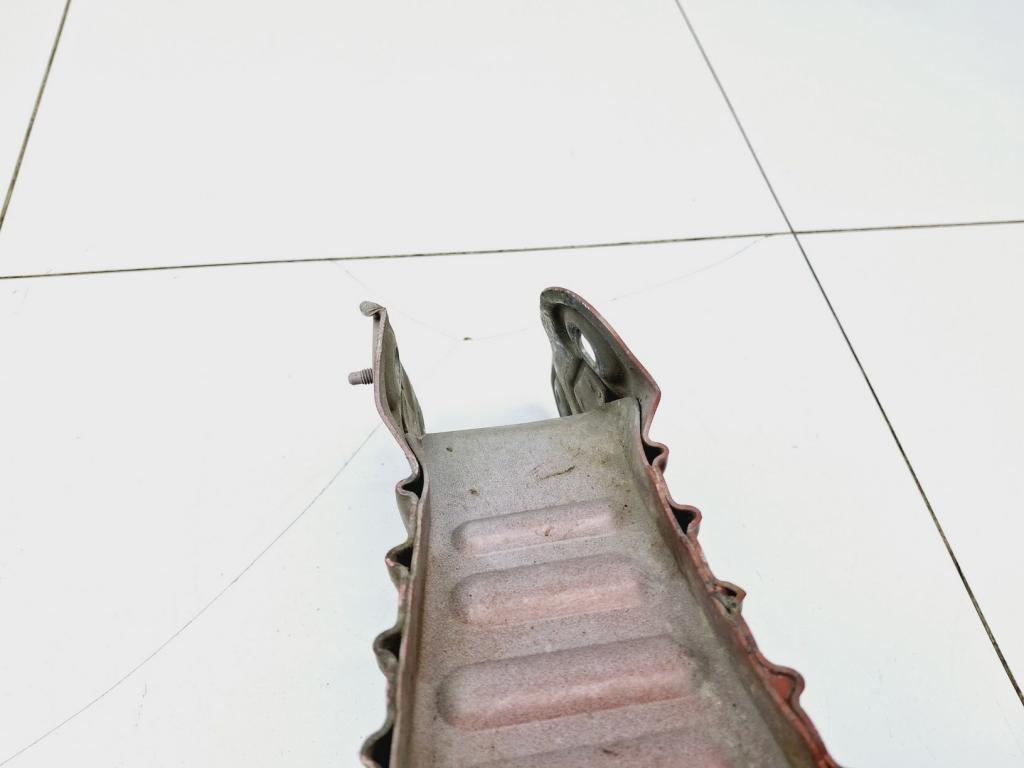 Кронштейн усилителя переднего бампера левый, 1500 рублей, Пермь