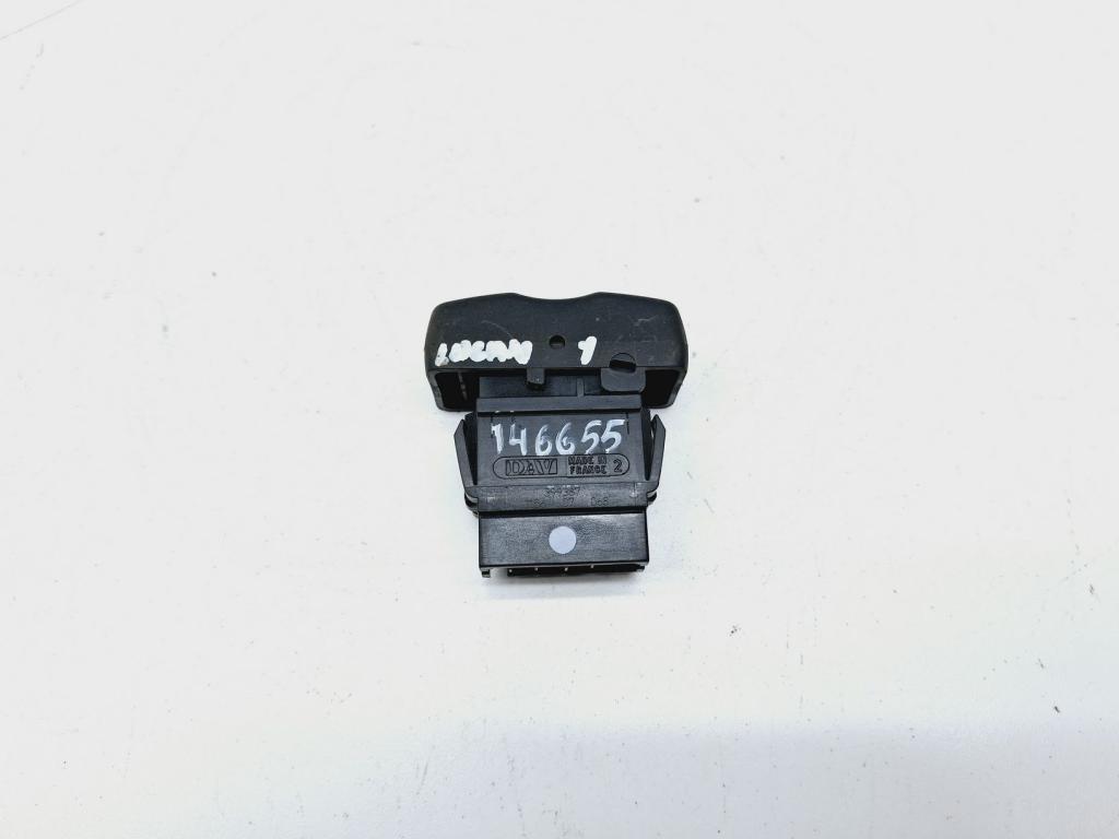 Кнопка обогрева заднего стекла, 500 рублей, Пермь