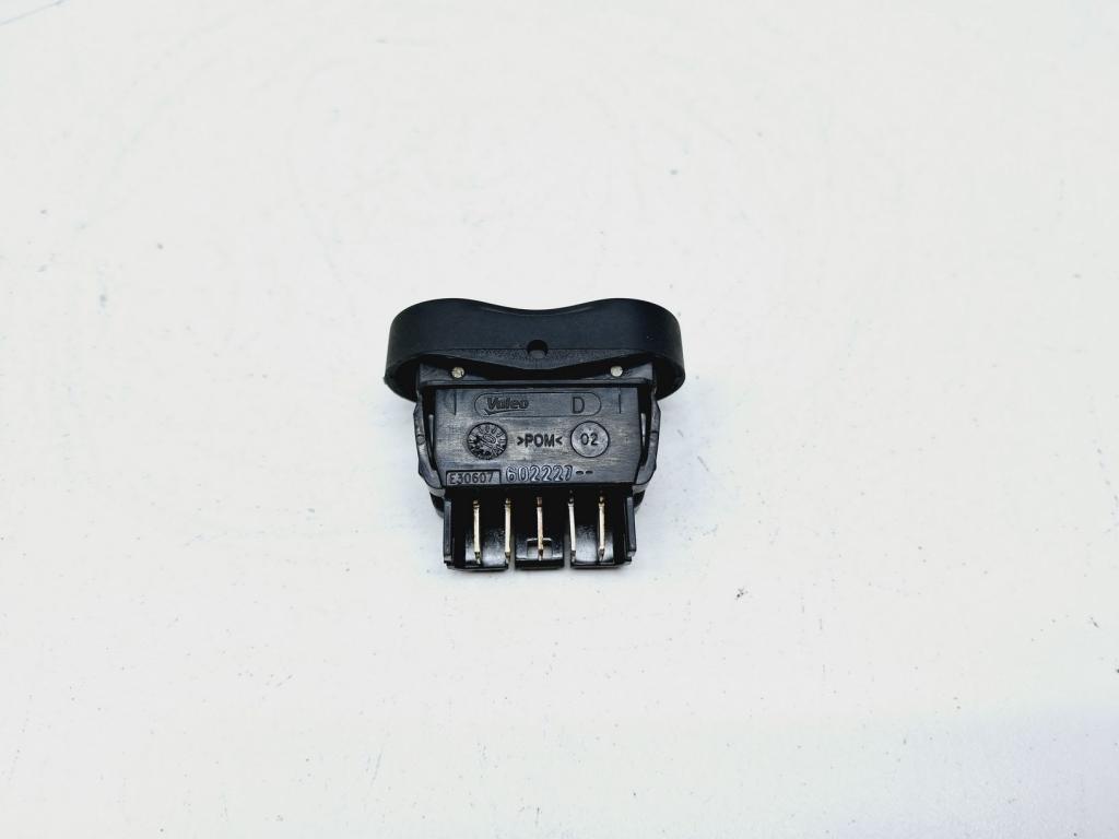 Кнопка стеклоподъемника, 500 рублей, Пермь