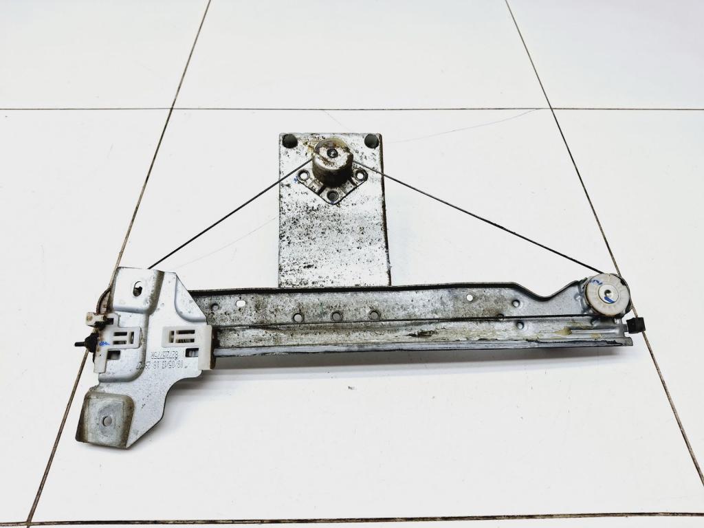 Стеклоподъемник механический задний левый, 500 рублей, Пермь
