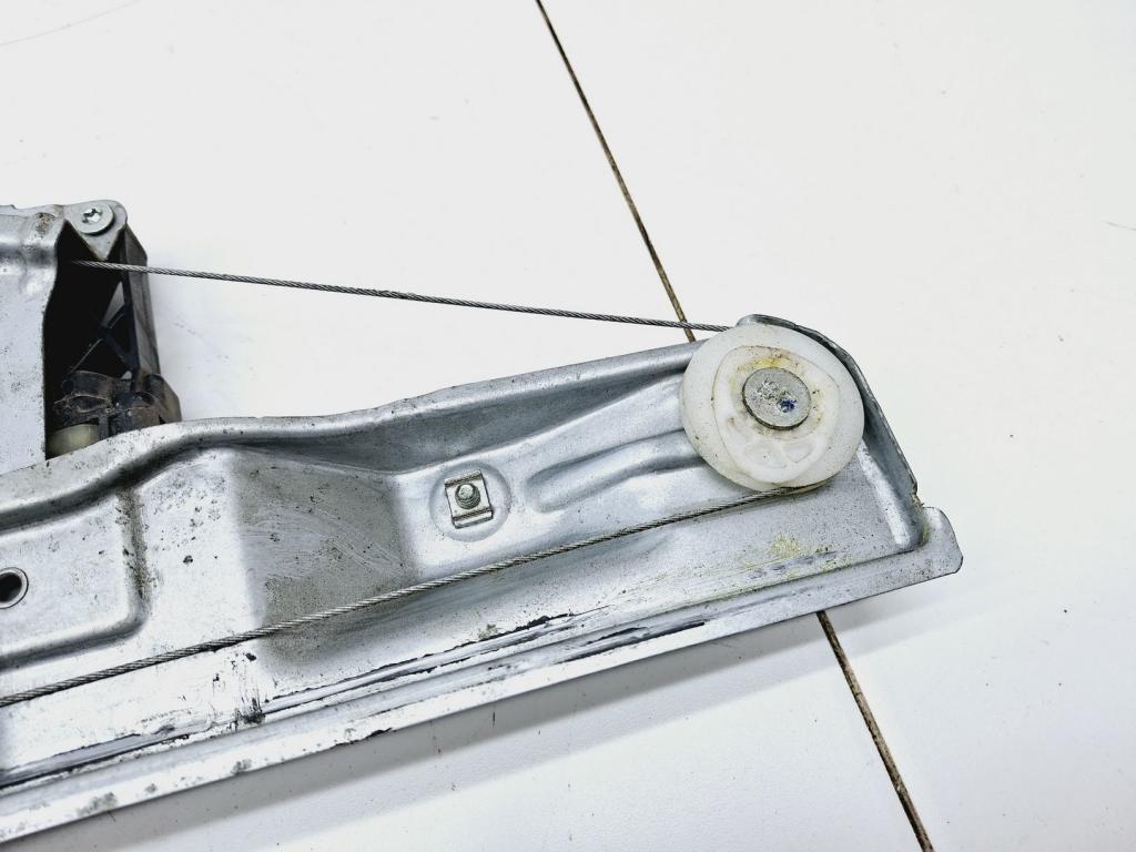 Стеклоподъемник задний левый, 1000 рублей, Пермь