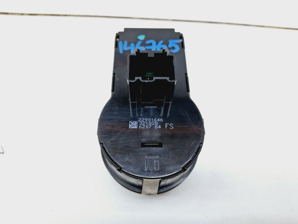 Переключатель света фар, 1000 рублей, Пермь