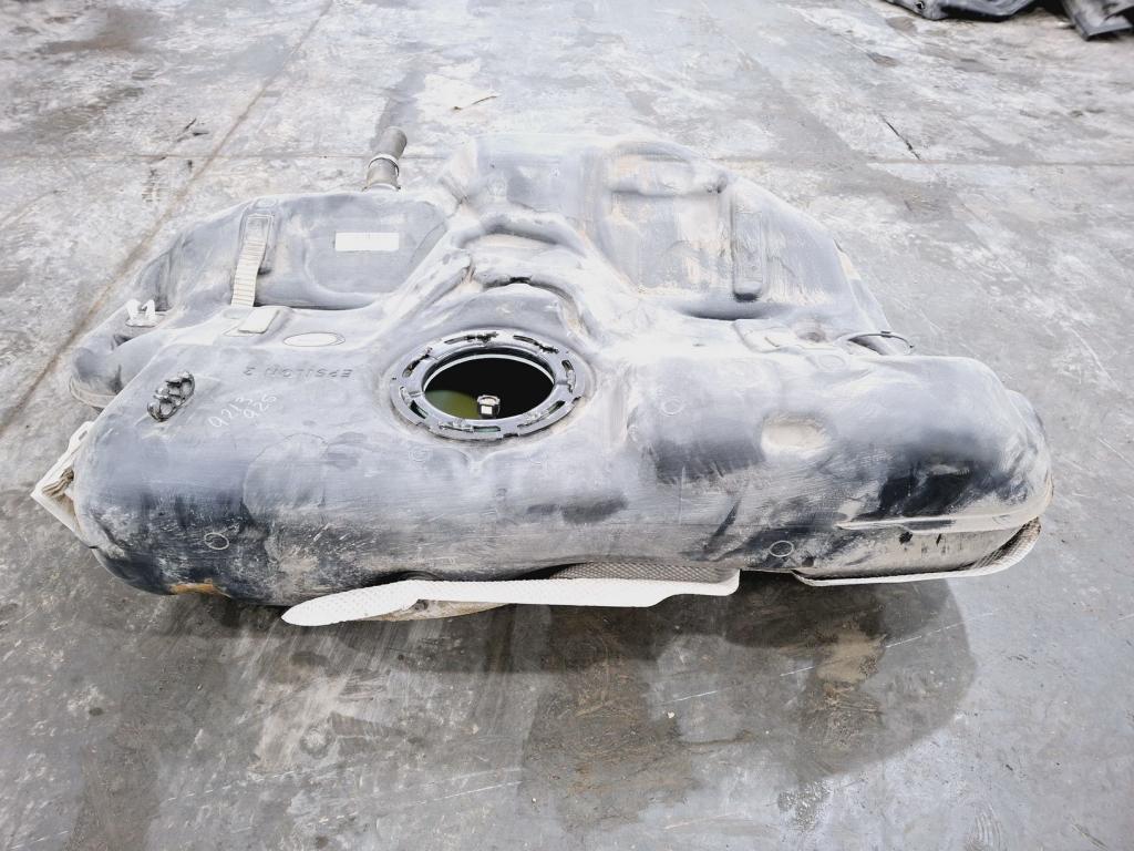 Бак топливный, 3000 рублей, Пермь