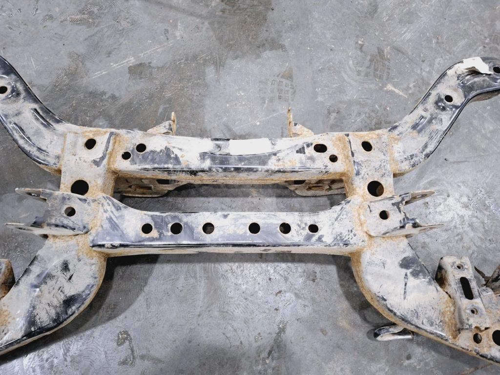 Балка задняя, 4000 рублей, Пермь