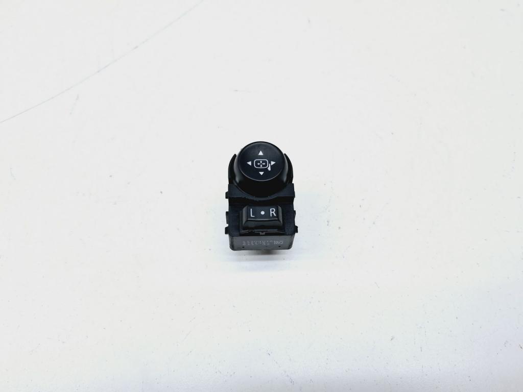 Переключатель регулировки зеркала, 1000 рублей, Пермь