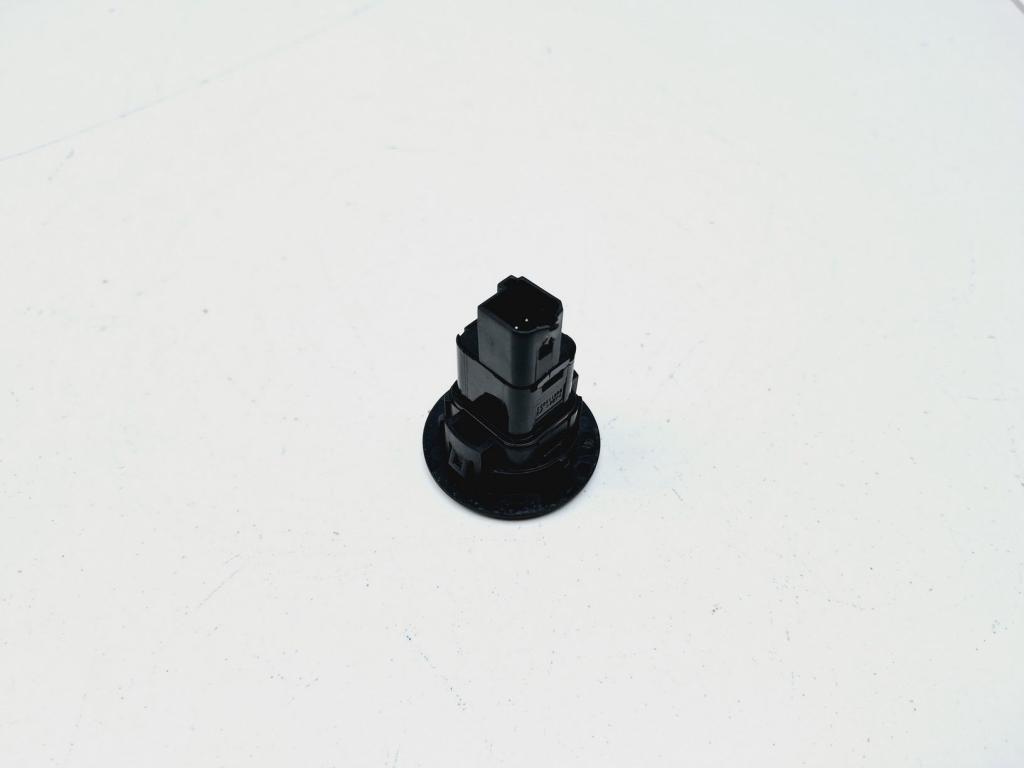 Кнопка открывания багажника, 1000 рублей, Пермь