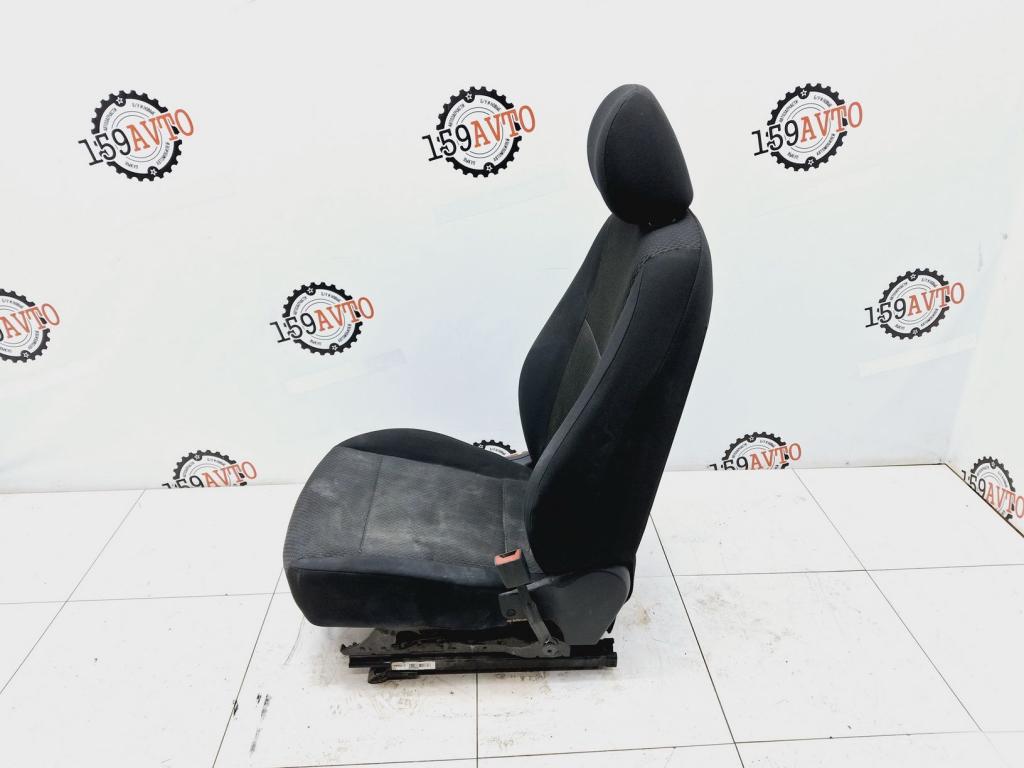 Сиденье переднее правое, 8000 рублей, Пермь