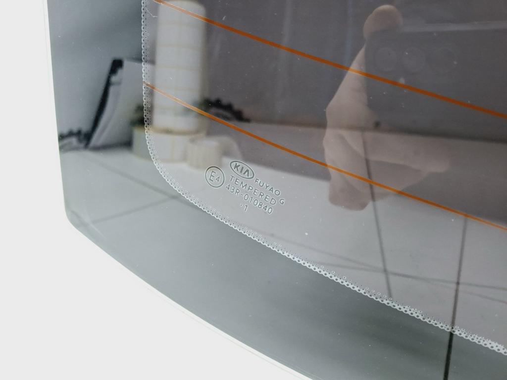 Стекло заднее, 9000 рублей, Пермь