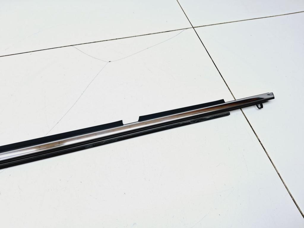 Накладка стекла заднего левого, 2000 рублей, Пермь