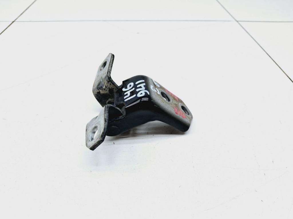 Петля двери передней правой нижняя, 1000 рублей, Пермь