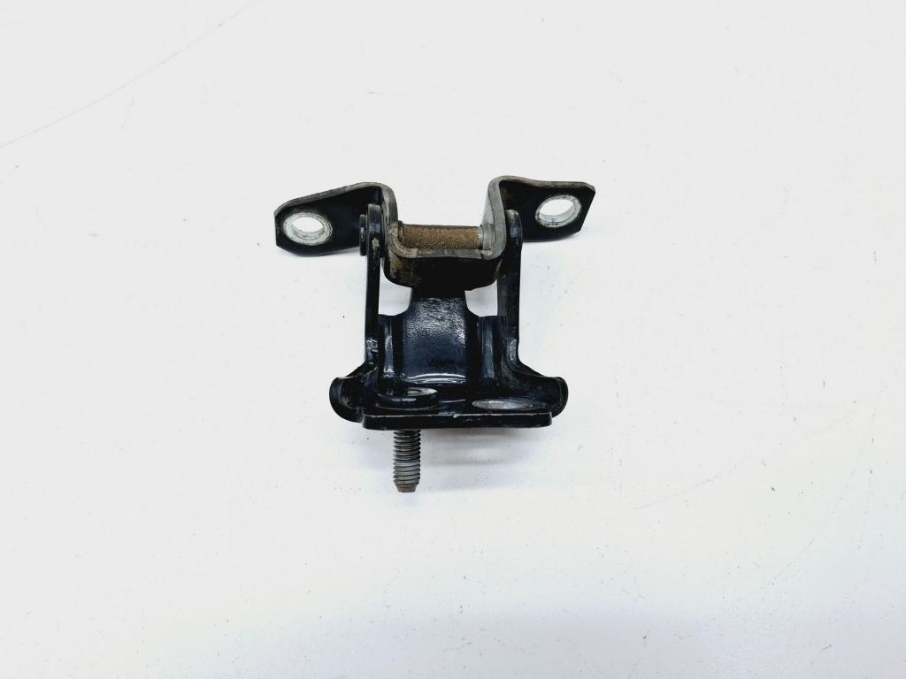 Петля двери задней левой верхняя, 1000 рублей, Пермь