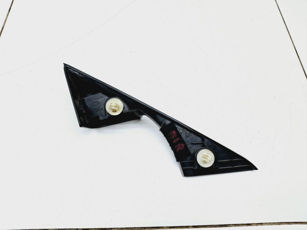 Крышка зеркала внутренняя правая, 500 рублей, Пермь