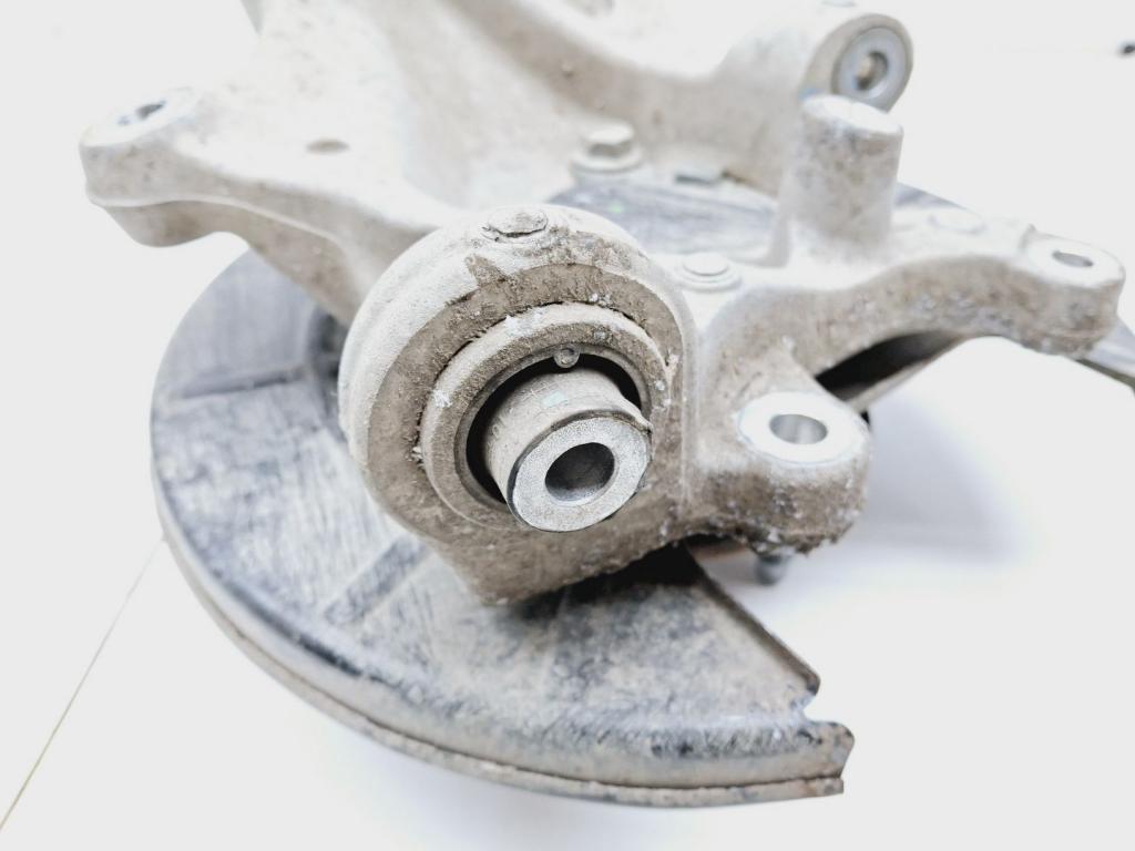 Кулак поворотный задний правый, 3000 рублей, Пермь