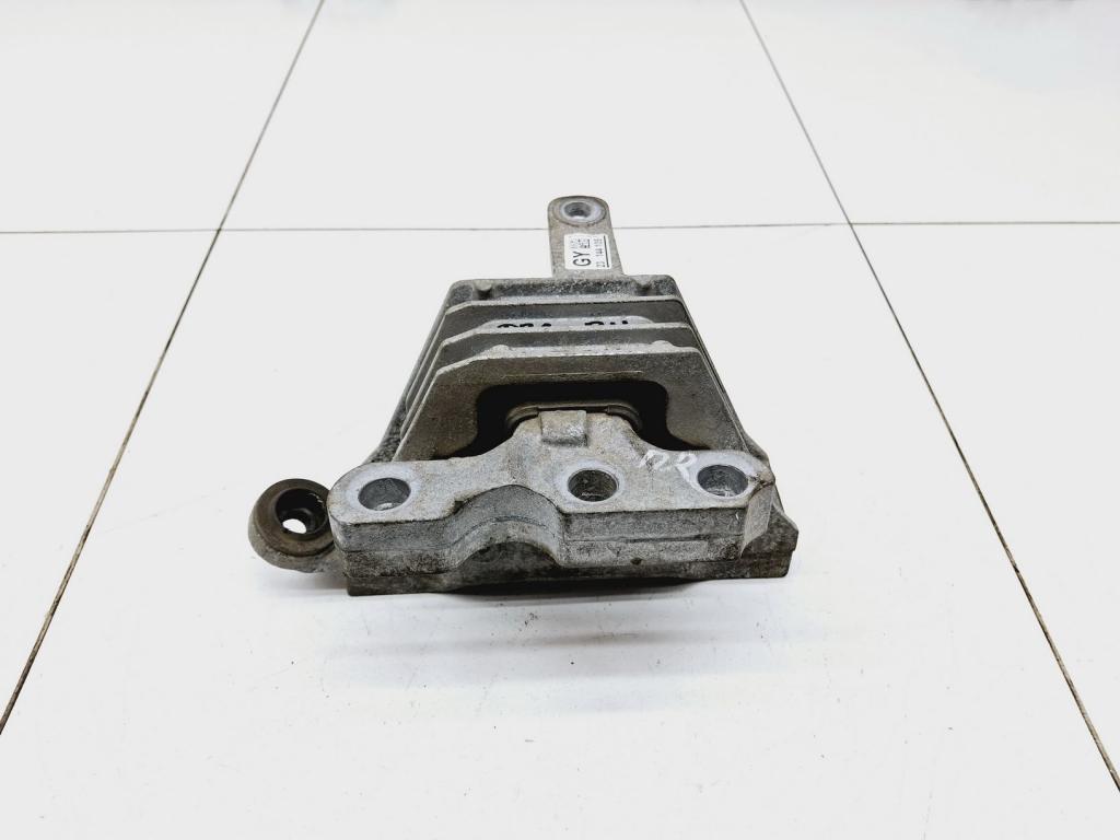 Опора двигателя правая, 8000 рублей, Пермь