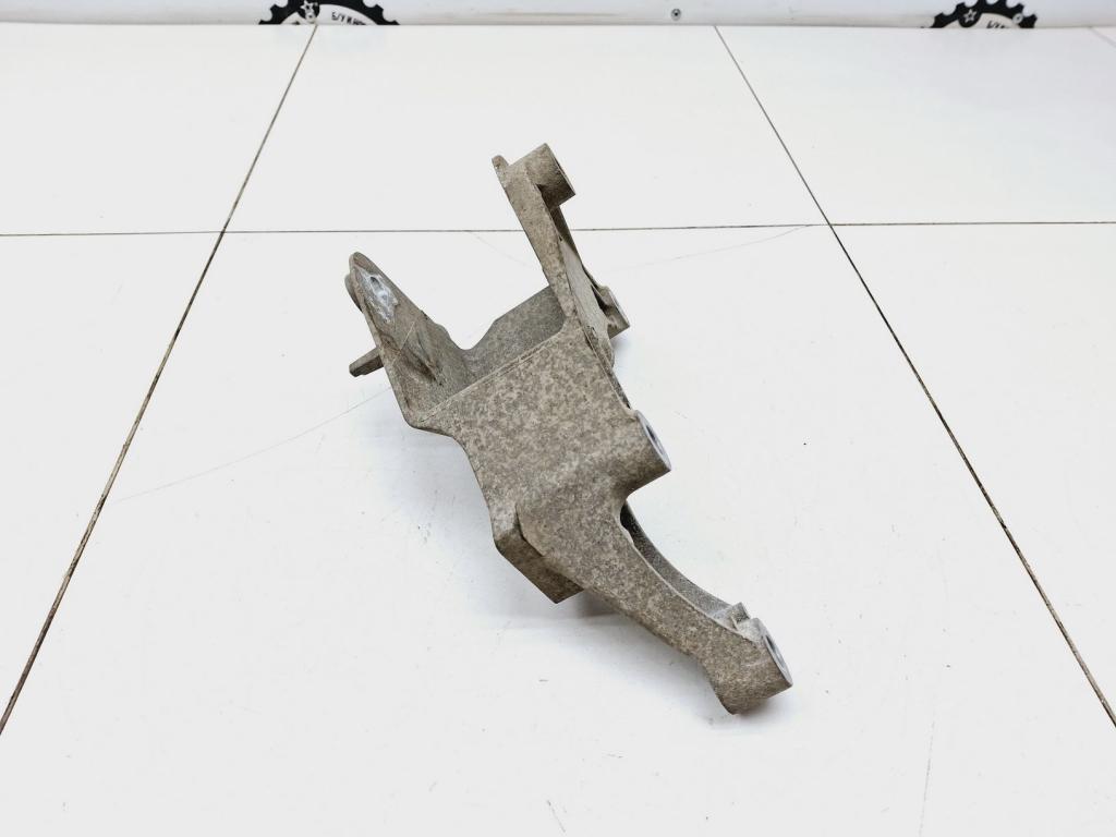 Кронштейн опоры двигателя, 1000 рублей, Пермь