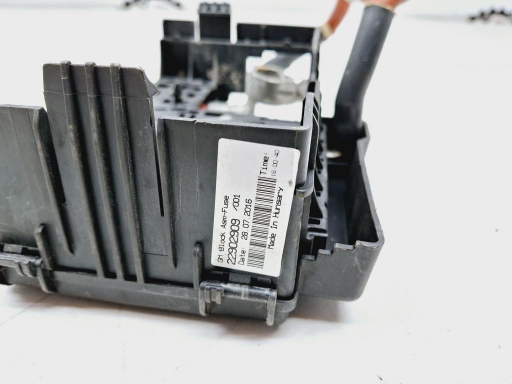 Блок предохранителей, 2000 рублей, Пермь