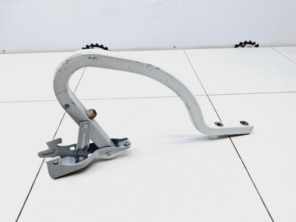 Петля крышки багажника, 2500 рублей, Пермь