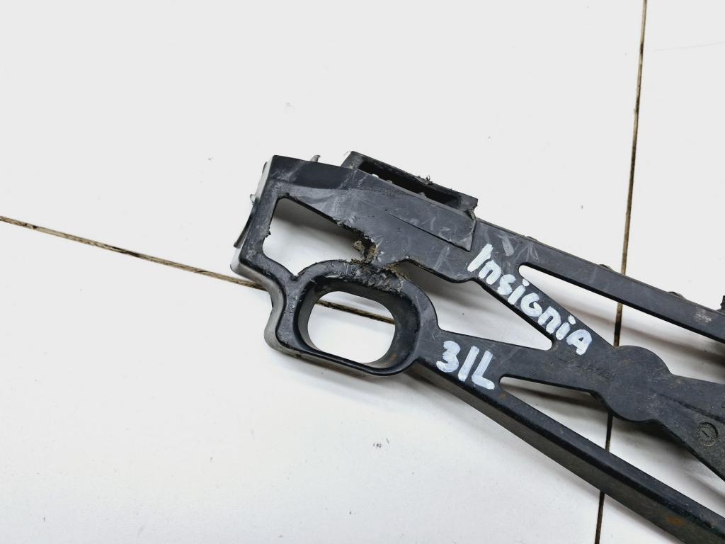 Кронштейн заднего бампера левый, 1000 рублей, Пермь