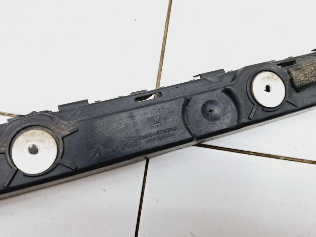 Кронштейн заднего бампера правый, 1500 рублей, Пермь