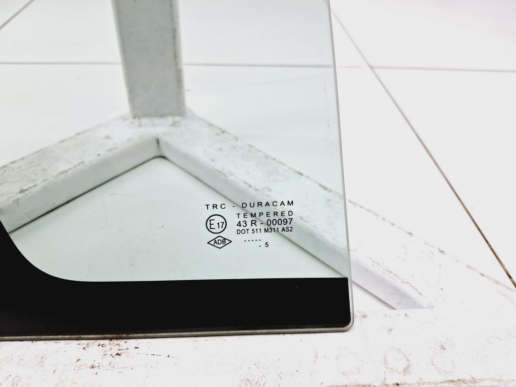 Стекло двери задней правой форточка, 800 рублей, Пермь