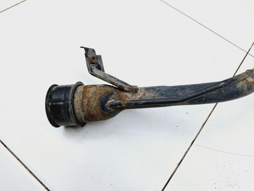 Горловина топливного бака, 2000 рублей, Пермь