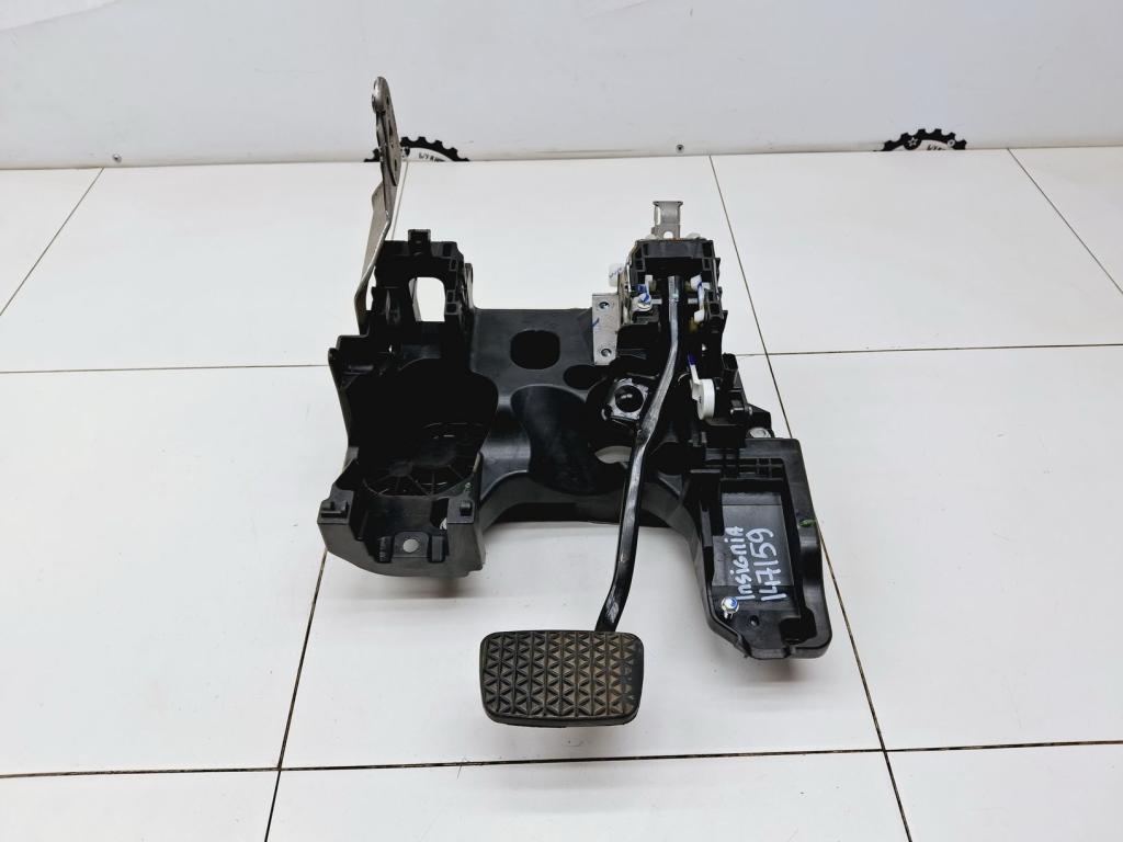 Педаль тормоза, 1000 рублей, Пермь