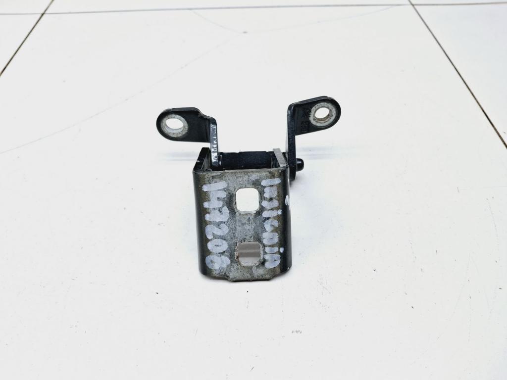 Петля двери задней левой верхняя, 500 рублей, Пермь