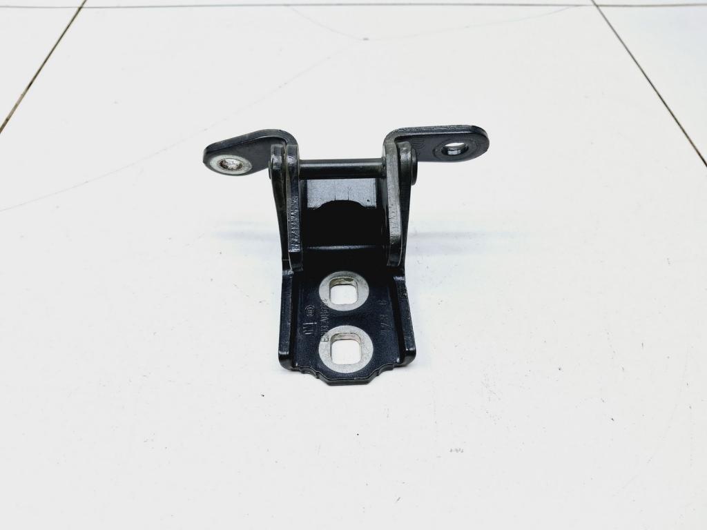 Петля двери задней правой нижняя, 500 рублей, Пермь