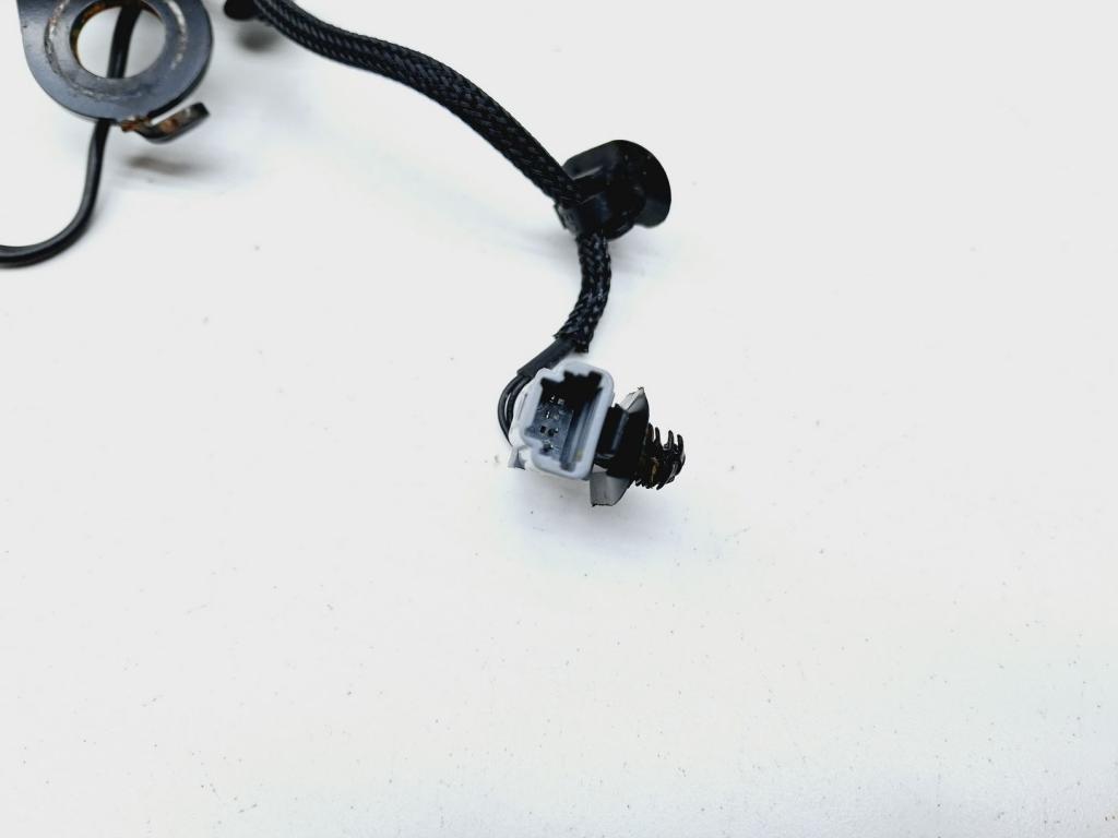 Ответная часть ремня безопасности, 500 рублей, Пермь