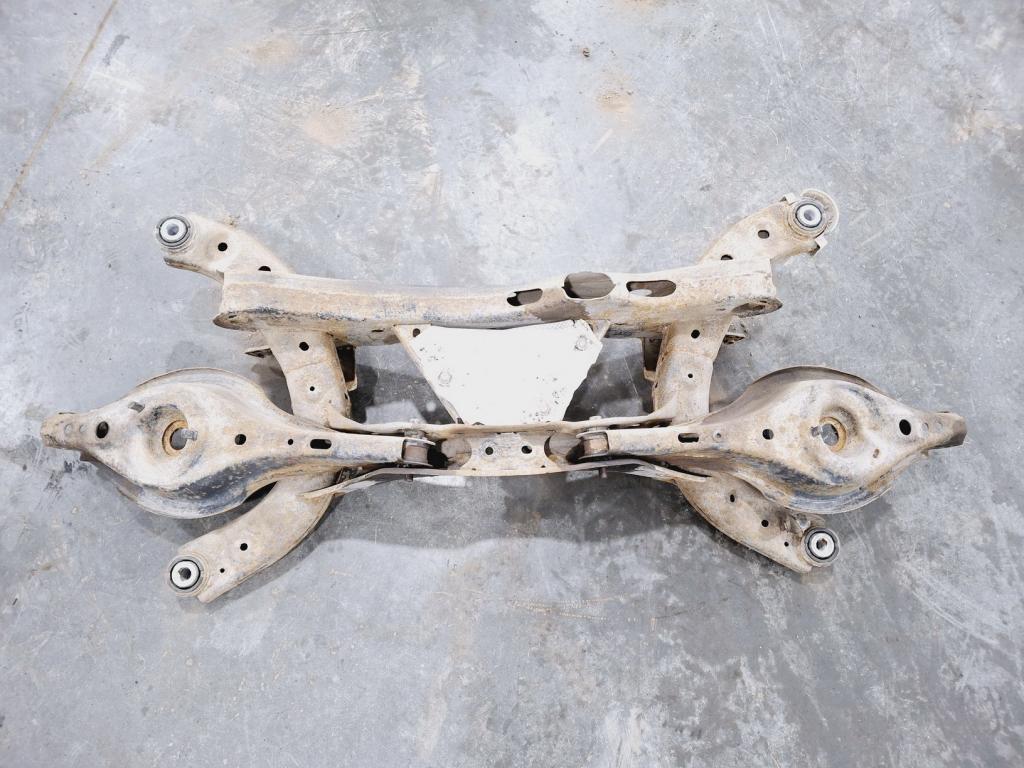 Балка задняя, 8000 рублей, Пермь