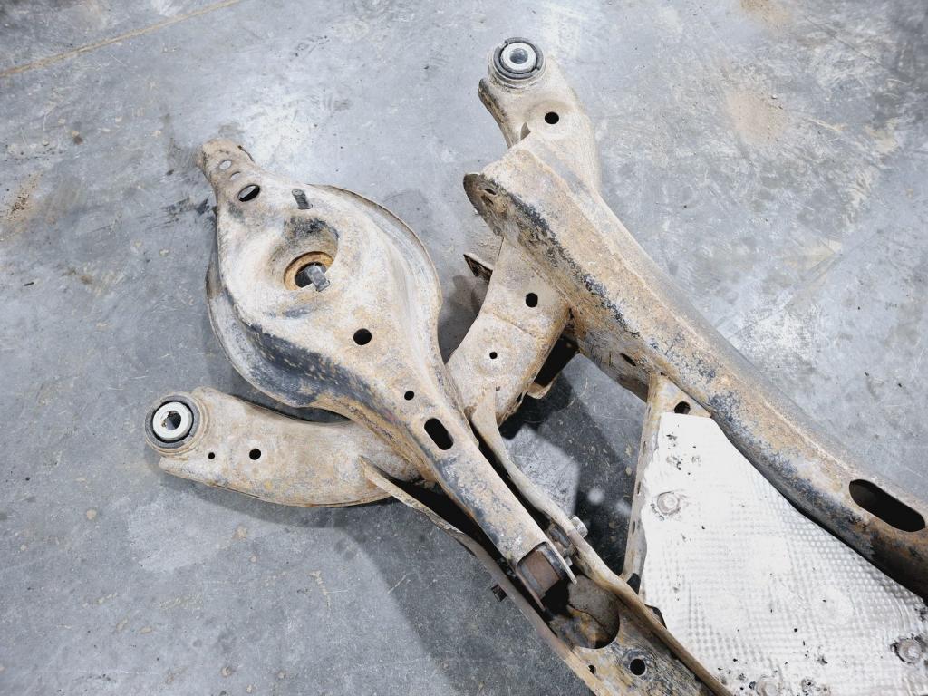 Балка задняя, 8000 рублей, Пермь